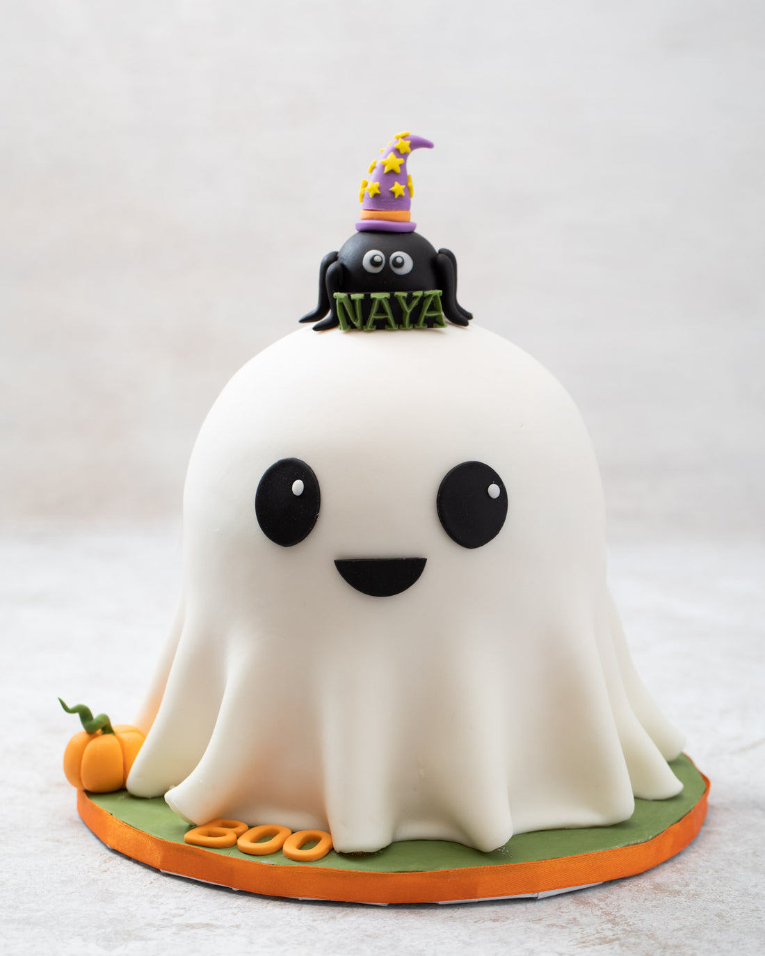 Spooky Boo Cake