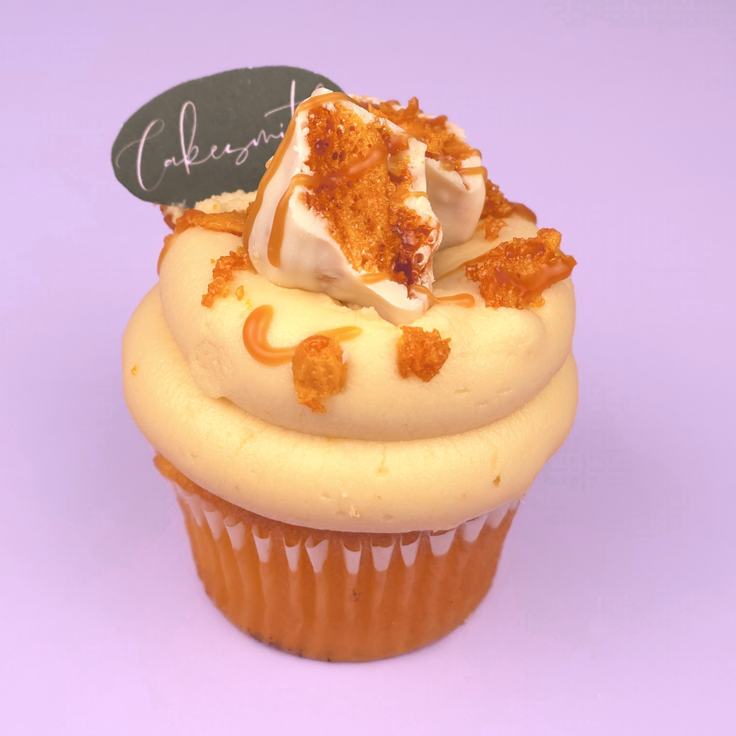 Golden Hive Cupcake