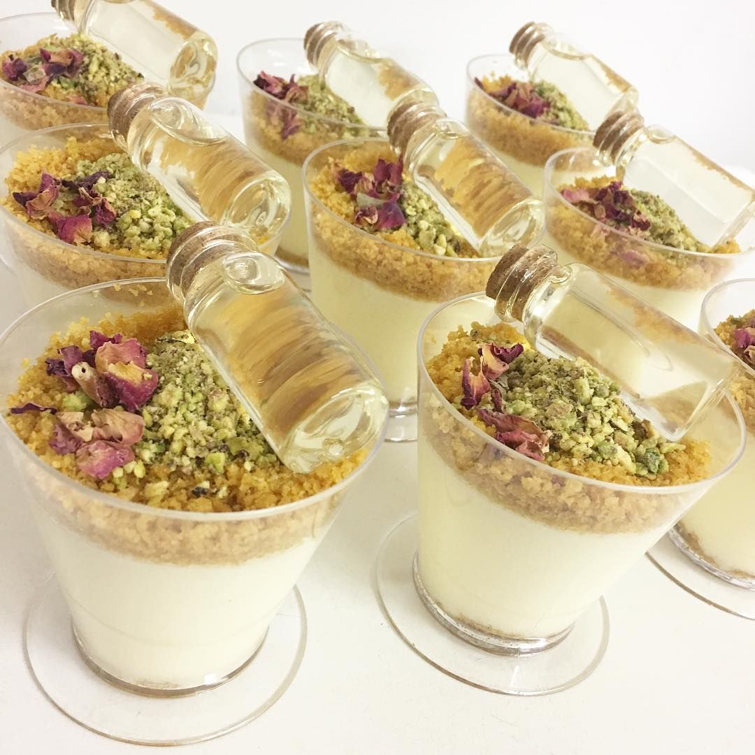 Kunafa Cups with Syrup Jars