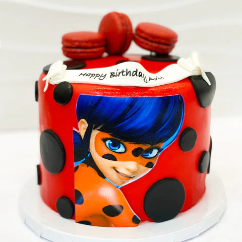 Cute &amp; Classy Ladybug &amp; Miraculous Cake