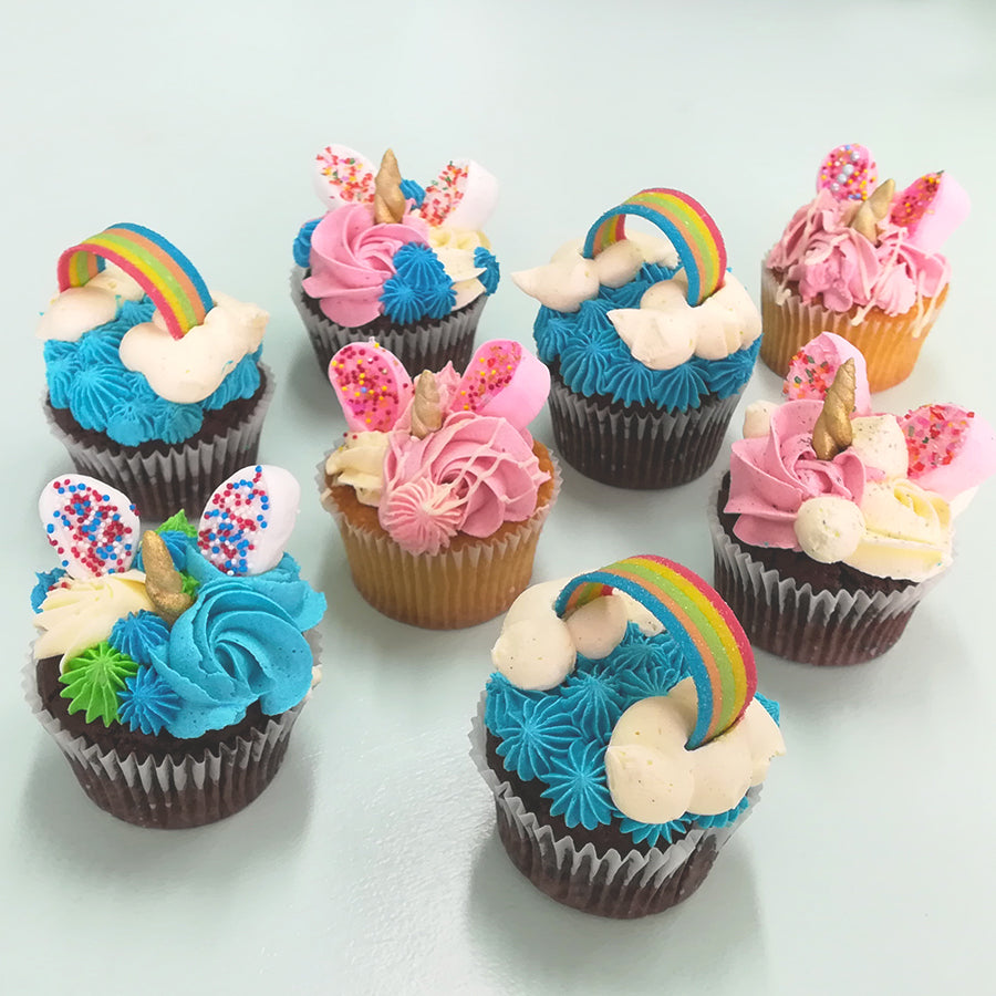Classy Unicorn &amp; Rainbow Cupcakes
